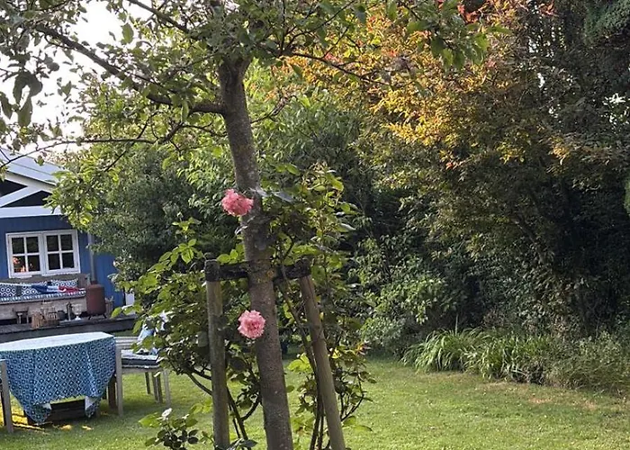 Houten Familiehuisje Met Grote Tuin Apartment Noordwijk