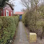 아파트 Houten Familiehuisje Met Grote Tuin 노르트베이크